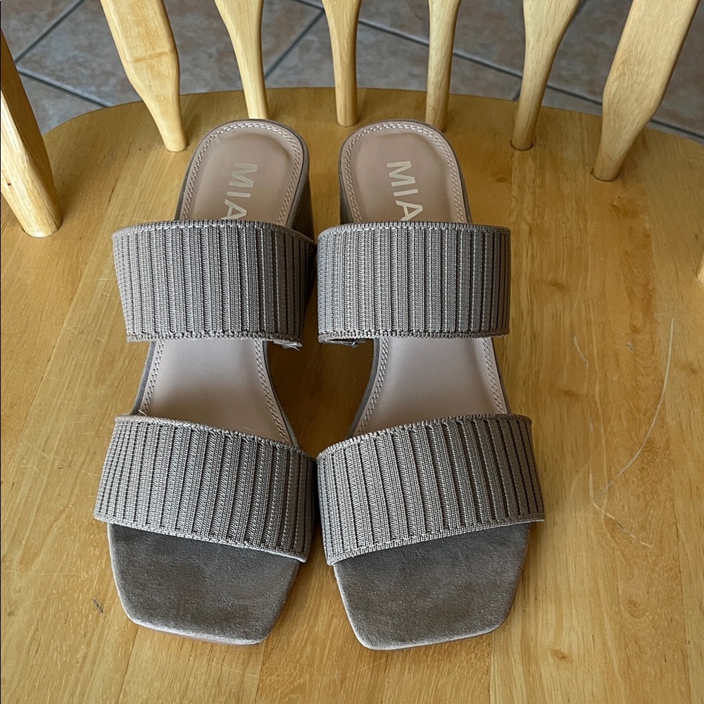 MIA Taupe Ribbed Double-Band Slide Sandals